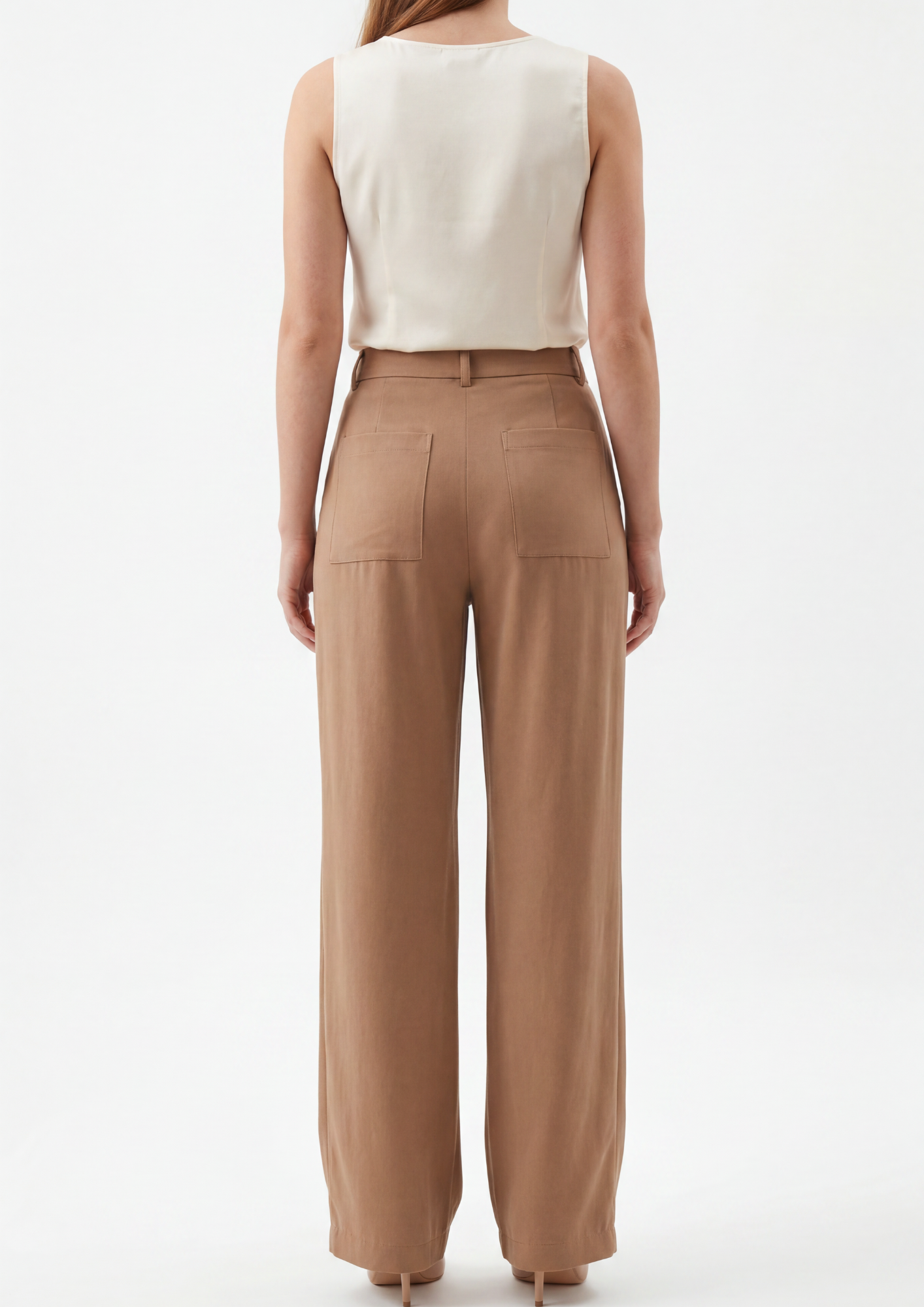 Pantalón LUMA mocca — espalda